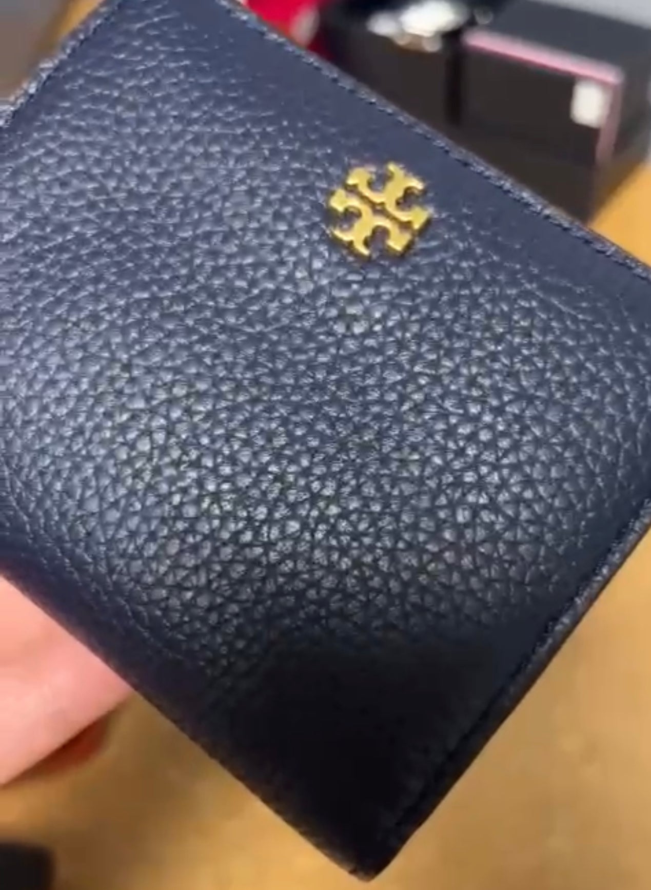 Tory Burch Emerson Wallet for Sale in Boerne, TX - OfferUp