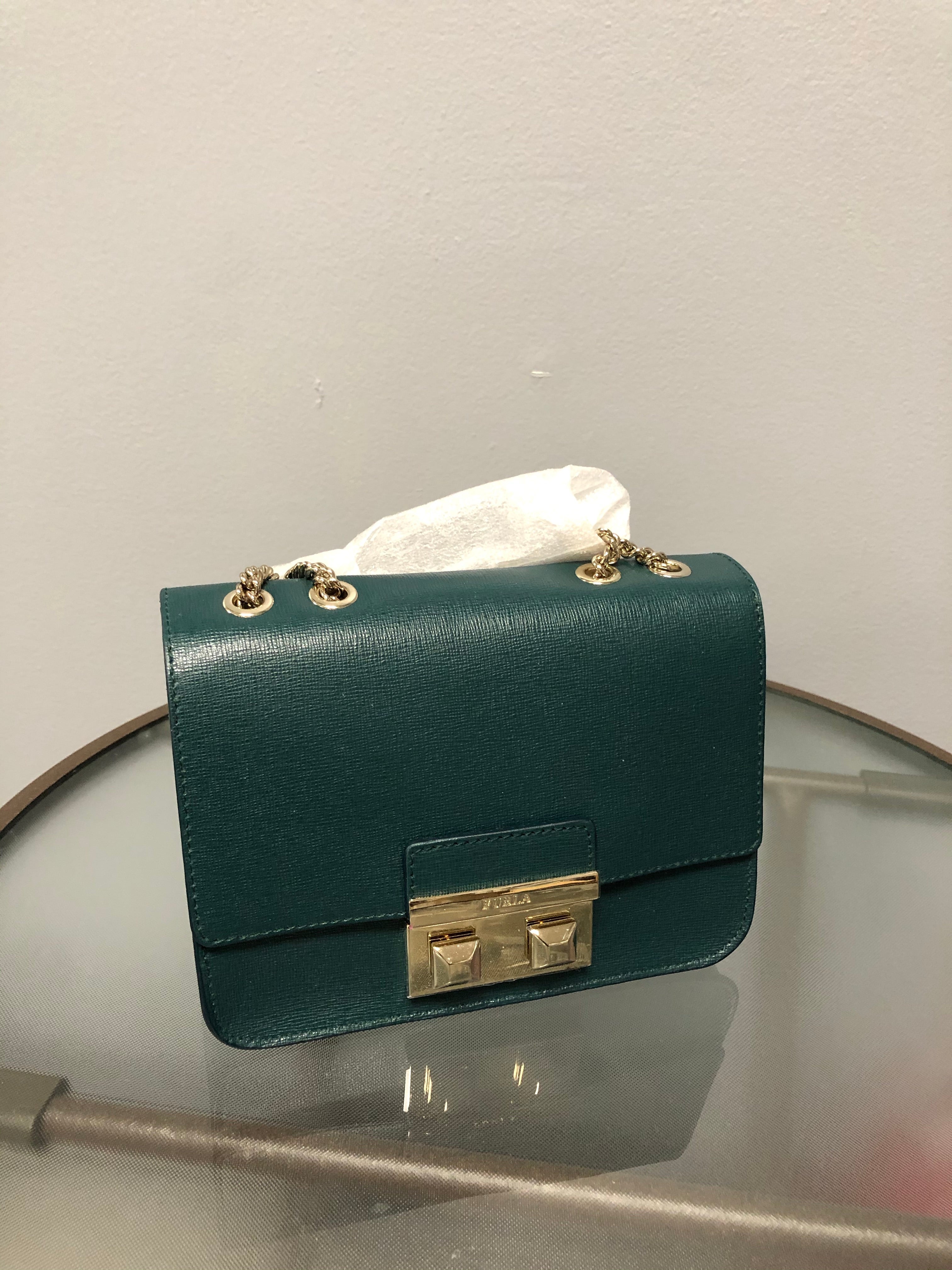 Furla Bella crossbody – USASHOPDIRECT LLC