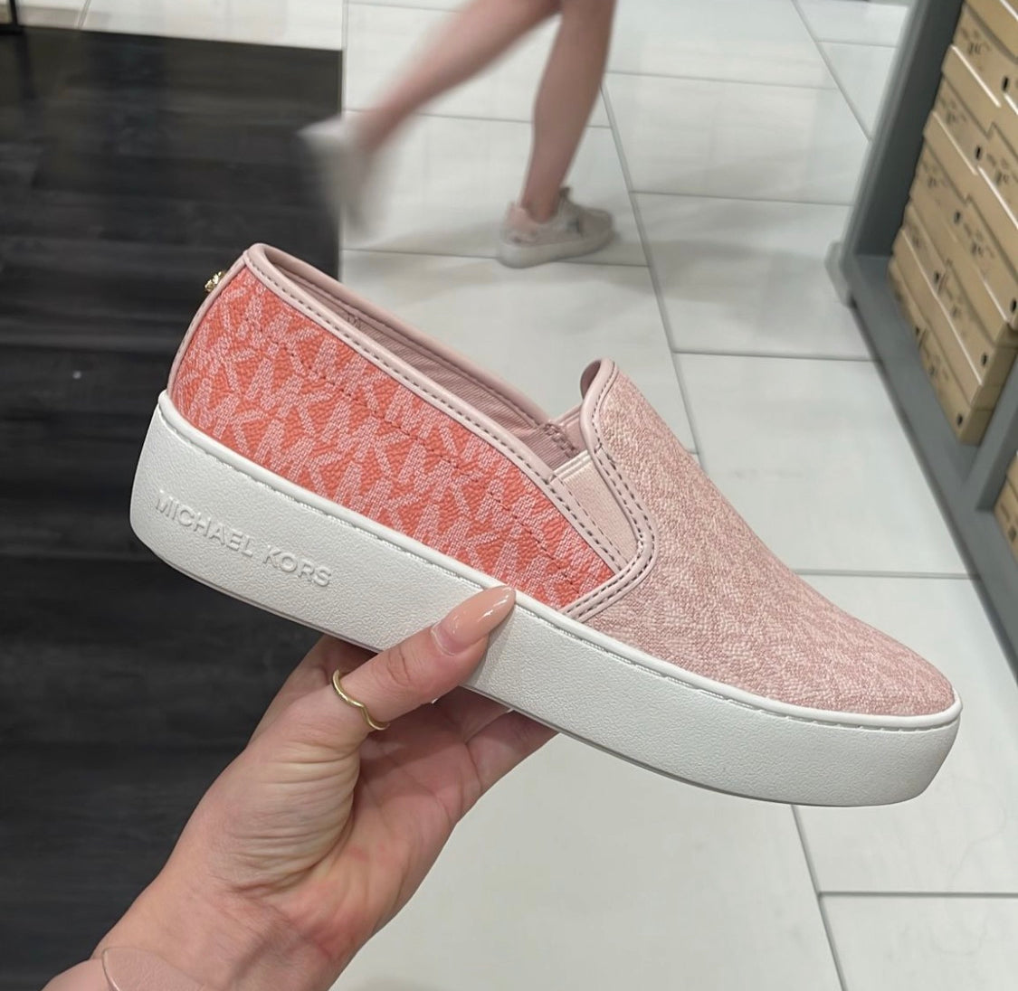 Odac Michael Kors Keaton Slip On Pink Michael Kors Teddy Signature