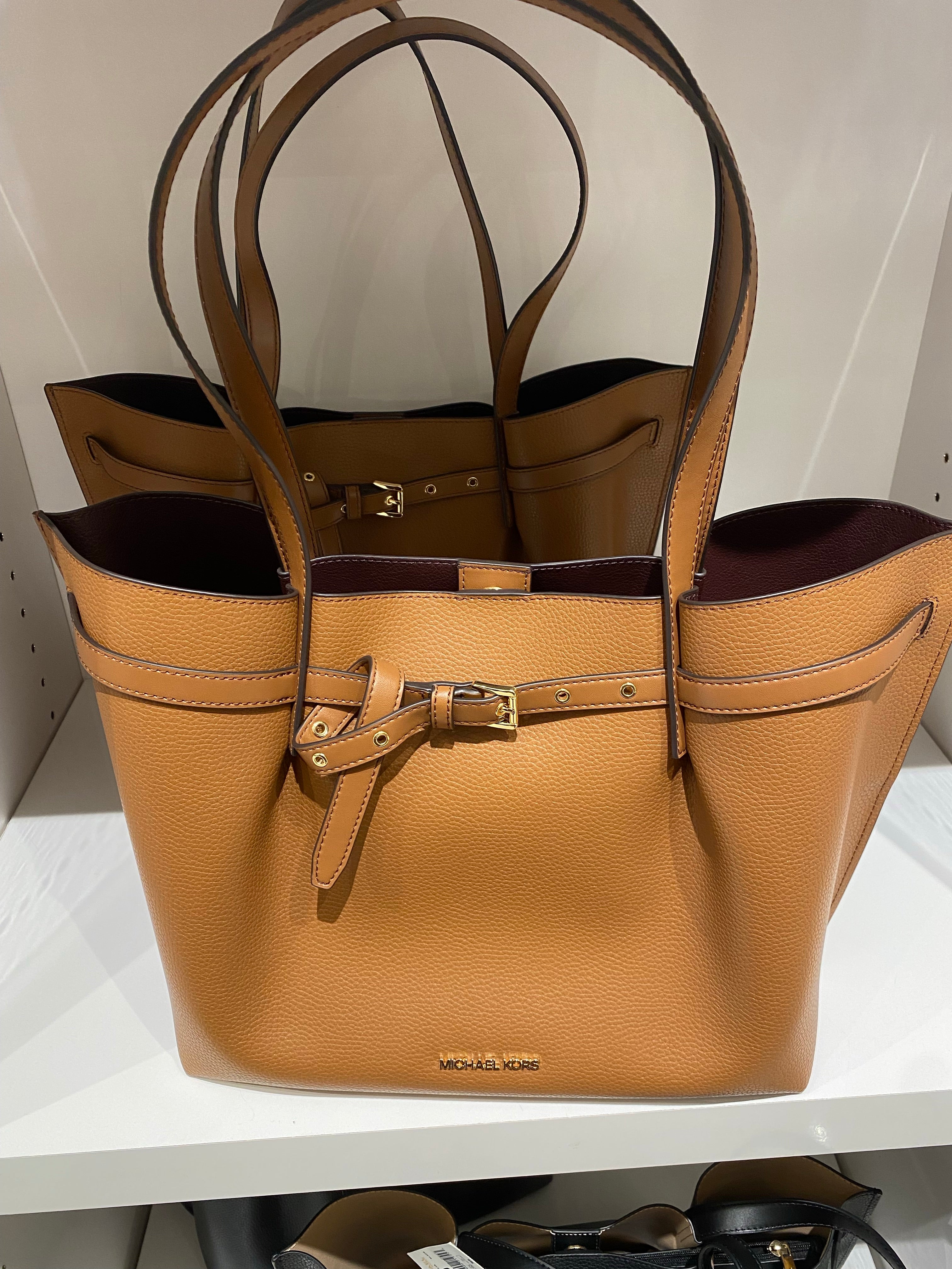 Michael Kors Emmy crossbody – USASHOPDIRECT LLC