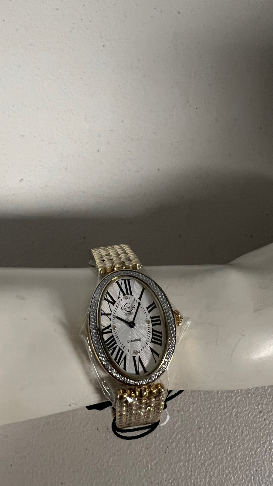 Gv2 Gevril Milan watch