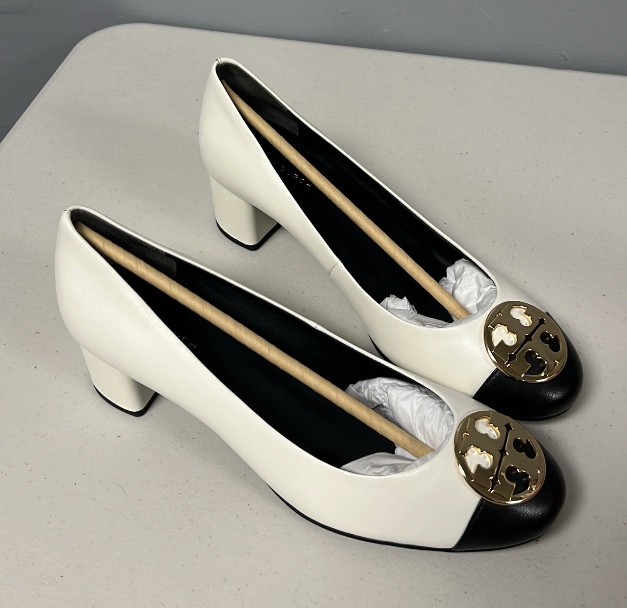 【新品・未使用】Tory Burch BENTON 85MM ハイヒール Tory Burch benton pump – USASHOPDIRECT LLC
