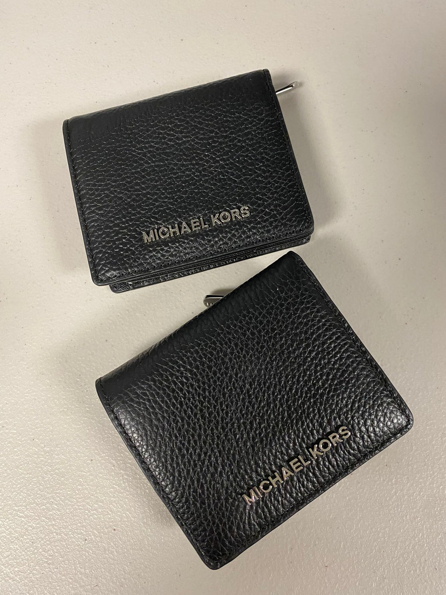 Michael Kors Jet Set Travel wallet