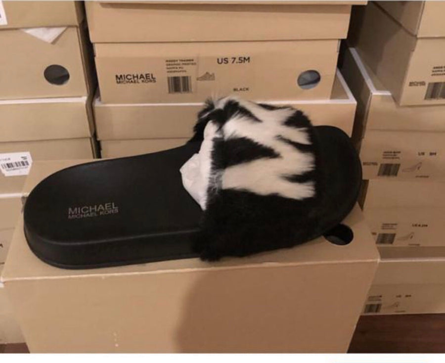 Michael Kors faux fur slippers – USASHOPDIRECT LLC